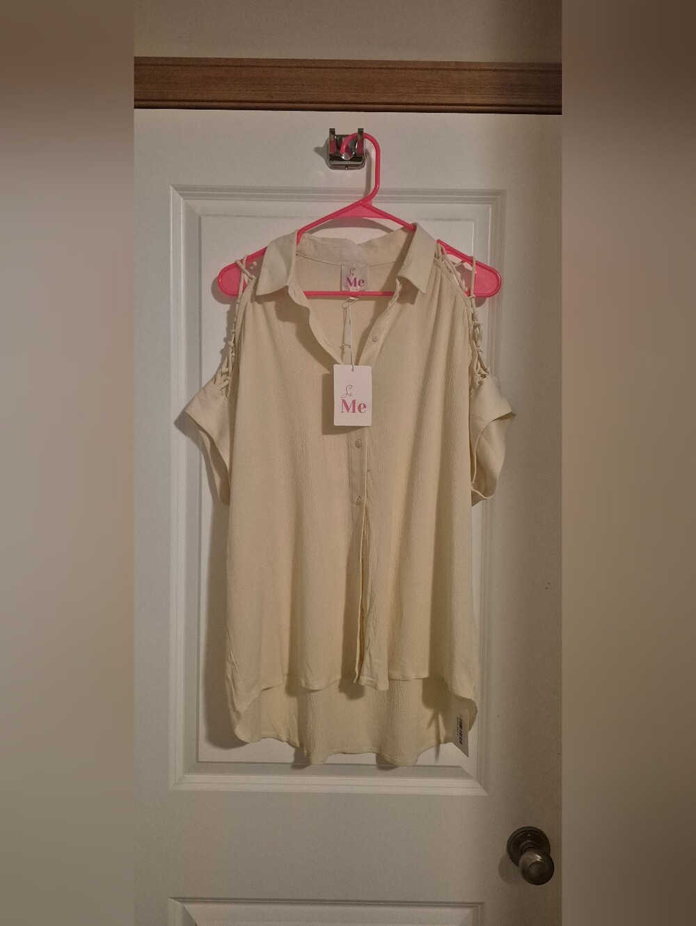 SO ME Makeover Essentials Cream Cold-Shoulder Button-Down Shirt